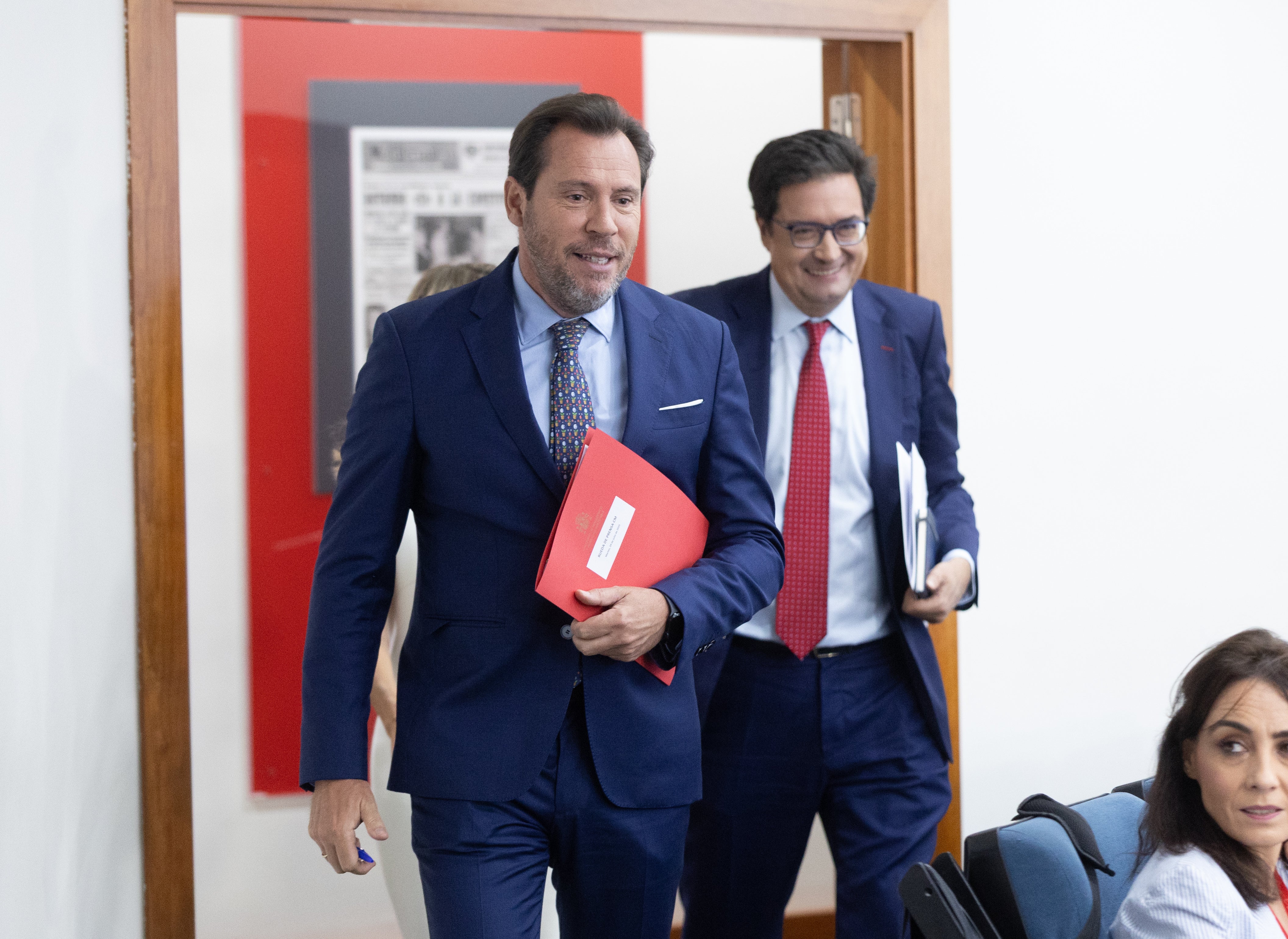 Puente apunta que la querella de Ábalos contra Transportes no es buena estrategia y se desvincula del 'caso Koldo' Puente apunta que la querella de Ábalos contra Transportes no es buena estrategia y se desvincula del 'caso Koldo'