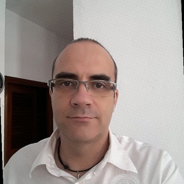 Gustavo Gómez: “No es de recibo trabajar 40 horas o más y tener que venir a Cáritas porque no puedes llenar la nevera” Gustavo Gómez: “No es de recibo trabajar 40 horas o más y tener que venir a Cáritas porque no puedes llenar la nevera”