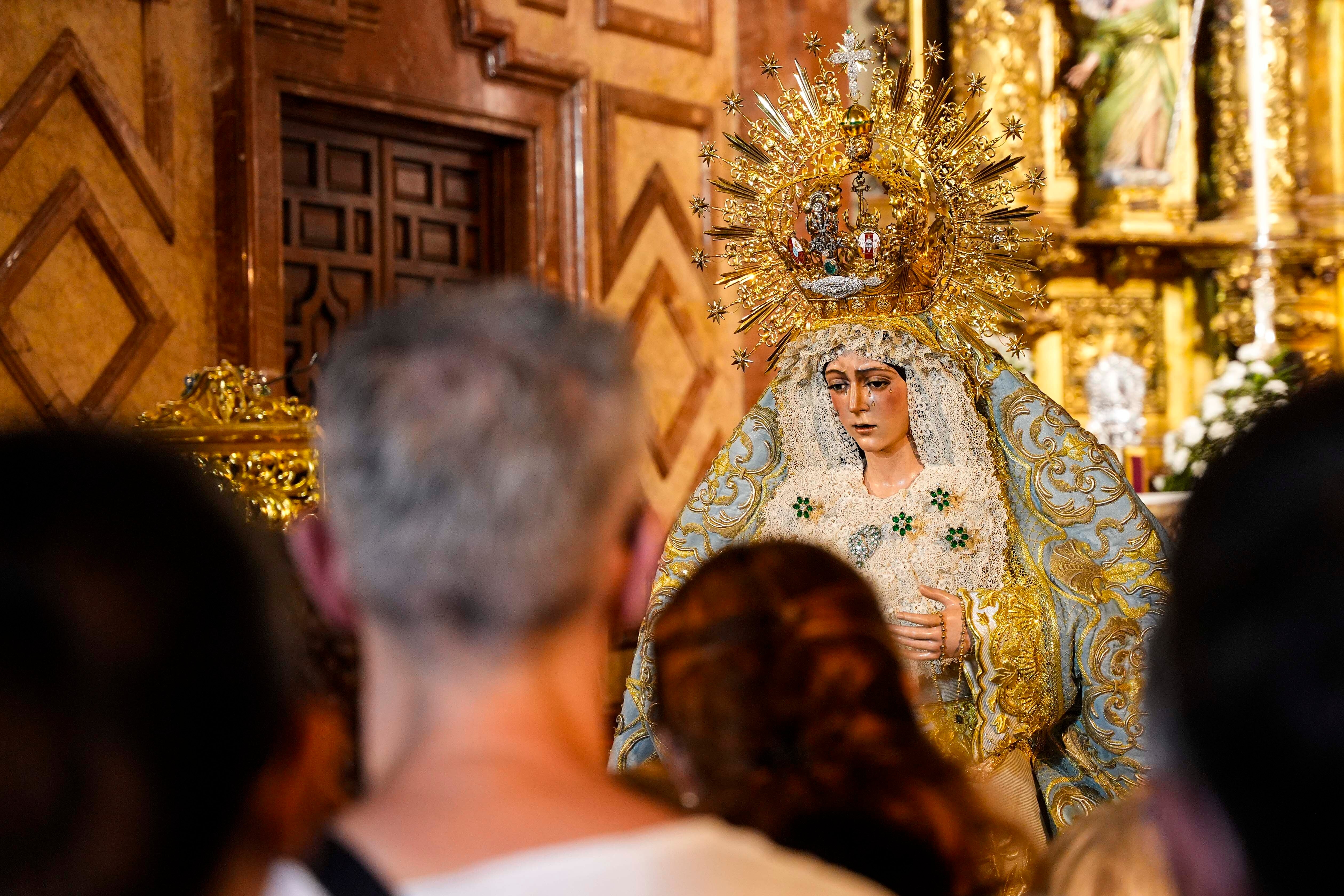 La Hermandad de la Macarena aprueba la restauración de la virgen tras la polémica del pasado mes de junio La Hermandad de la Macarena aprueba la restauración de la virgen tras la polémica del pasado mes de junio