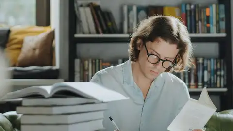 Cuatro hábitos cotidianos que delatan una inteligencia fuera de lo común Cuatro hábitos cotidianos que delatan una inteligencia fuera de lo común