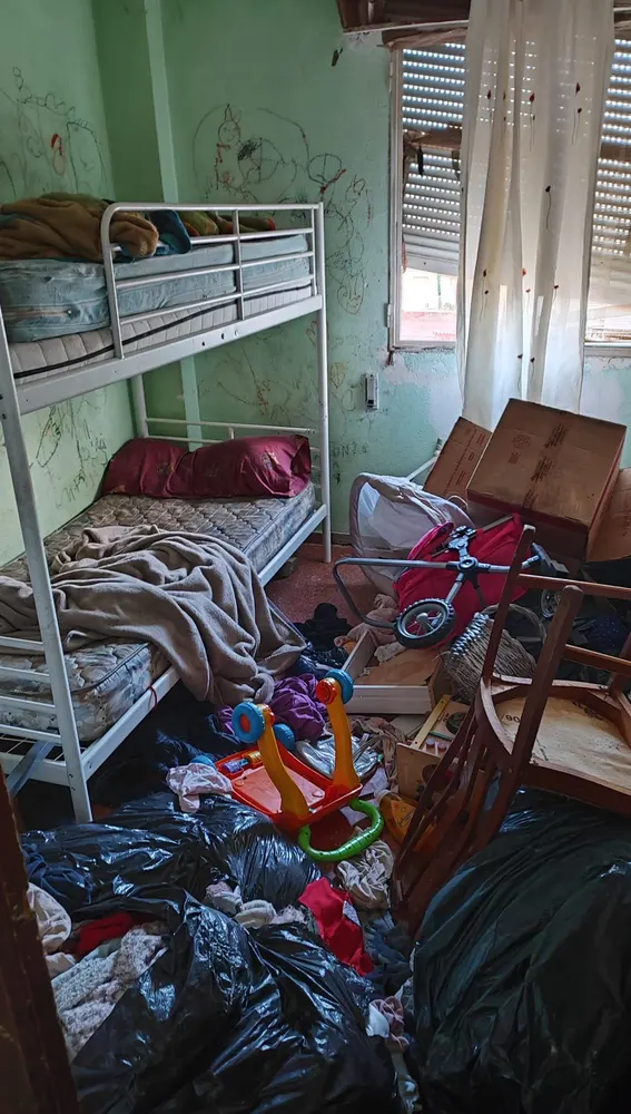 La vivienda se hallaba en unas condiciones insalubres La vivienda se hallaba en unas condiciones insalubres