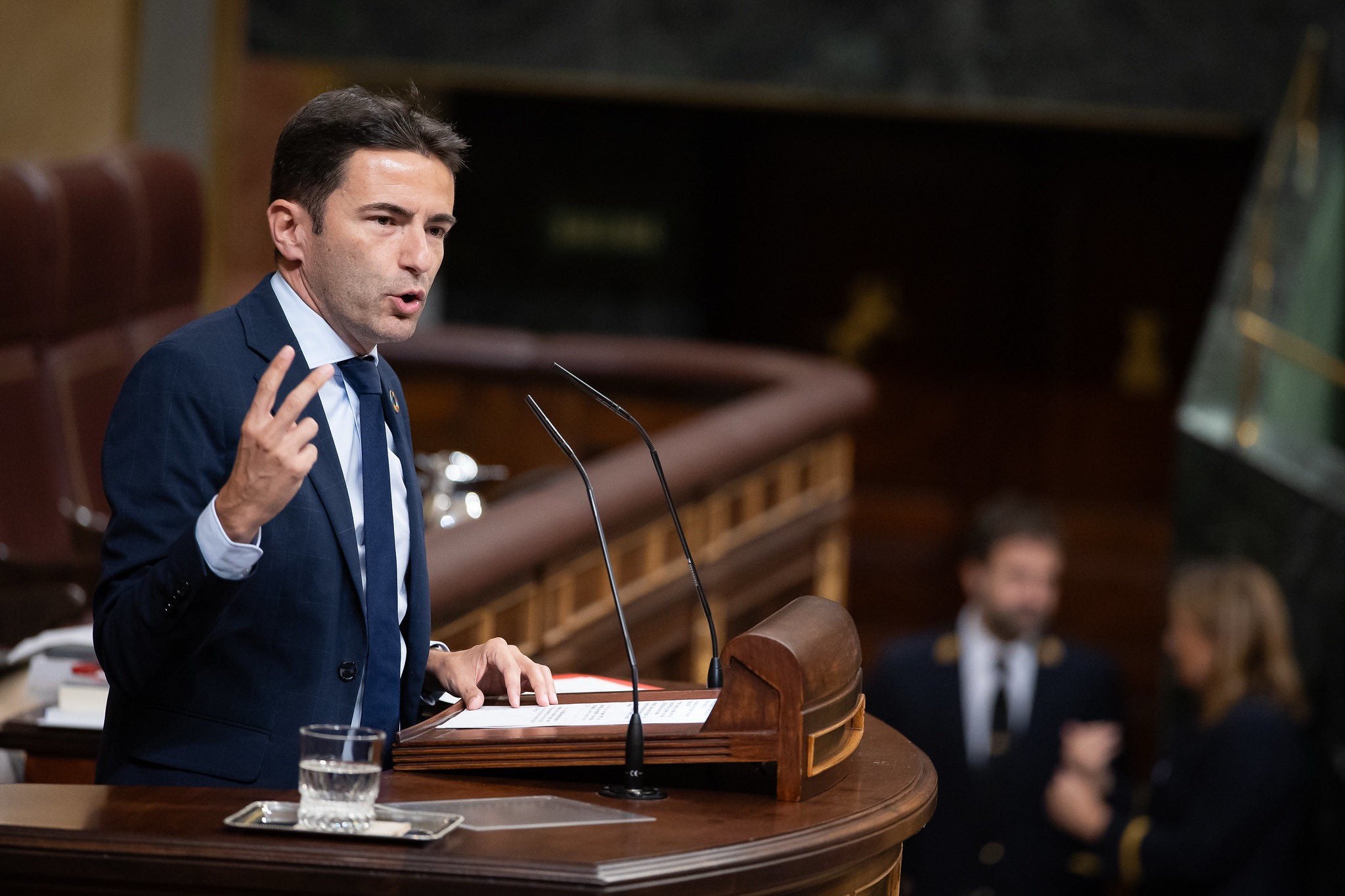 Casares tomará posesión el lunes como delegado del Gobierno en un acto presidido por el ministro de Economía Casares tomará posesión el lunes como delegado del Gobierno en un acto presidido por el ministro de Economía