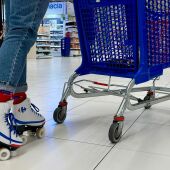Patinadora en Carrefour