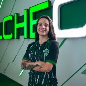 Carlota Ursúa renueva con el Elche CF Femenino para la temporada 2025/26