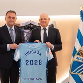 Firmado el acuerdo por el que Unicaja se convierte en patrocinador oficial del Málaga CF hasta 2028 Firmado el acuerdo por el que Unicaja se convierte en patrocinador oficial del Málaga CF hasta 2028