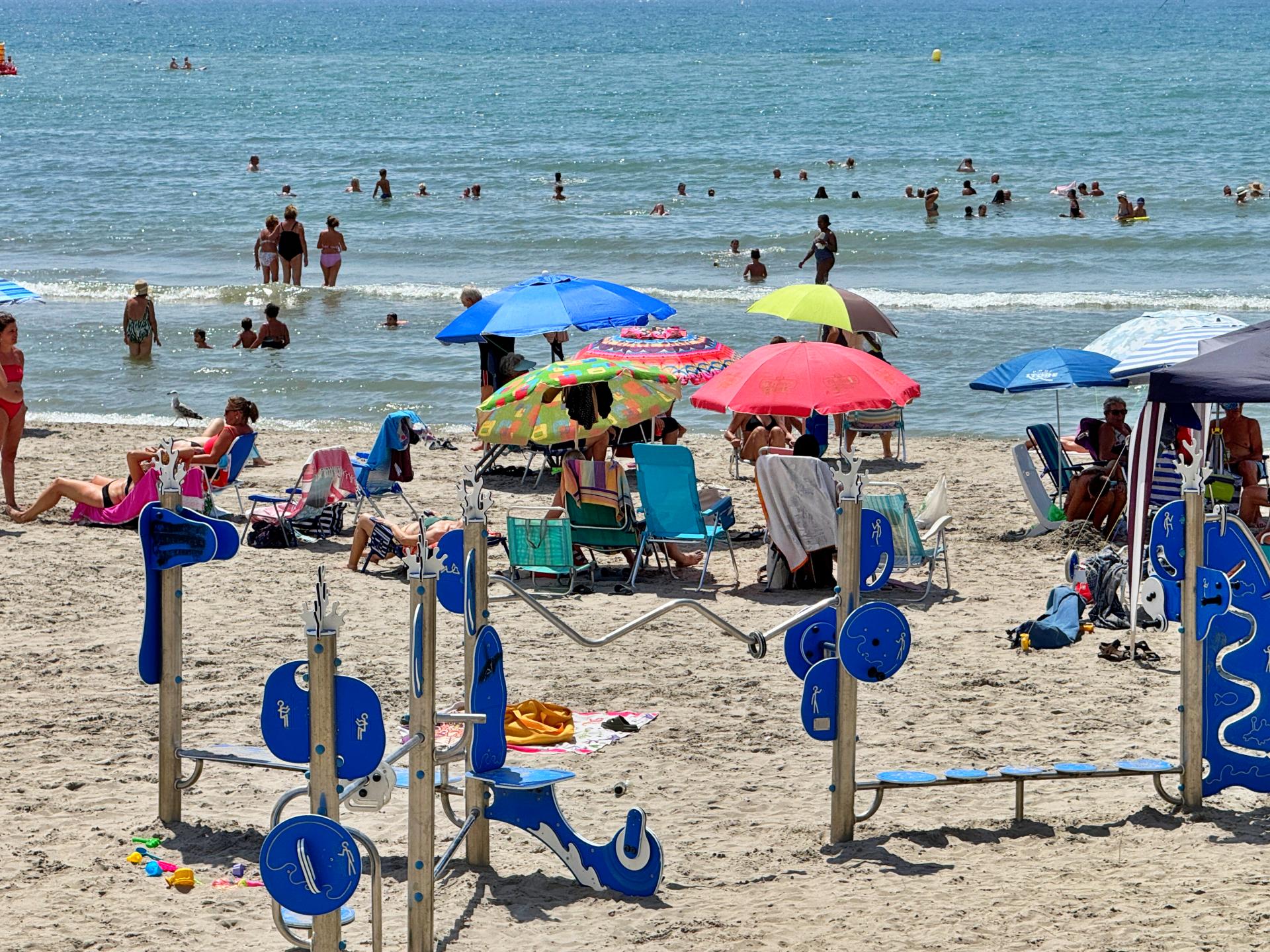 Las playas de Santa Pola consiguen los certificados de calidad y medio ambiente Las playas de Santa Pola consiguen los certificados de calidad y medio ambiente