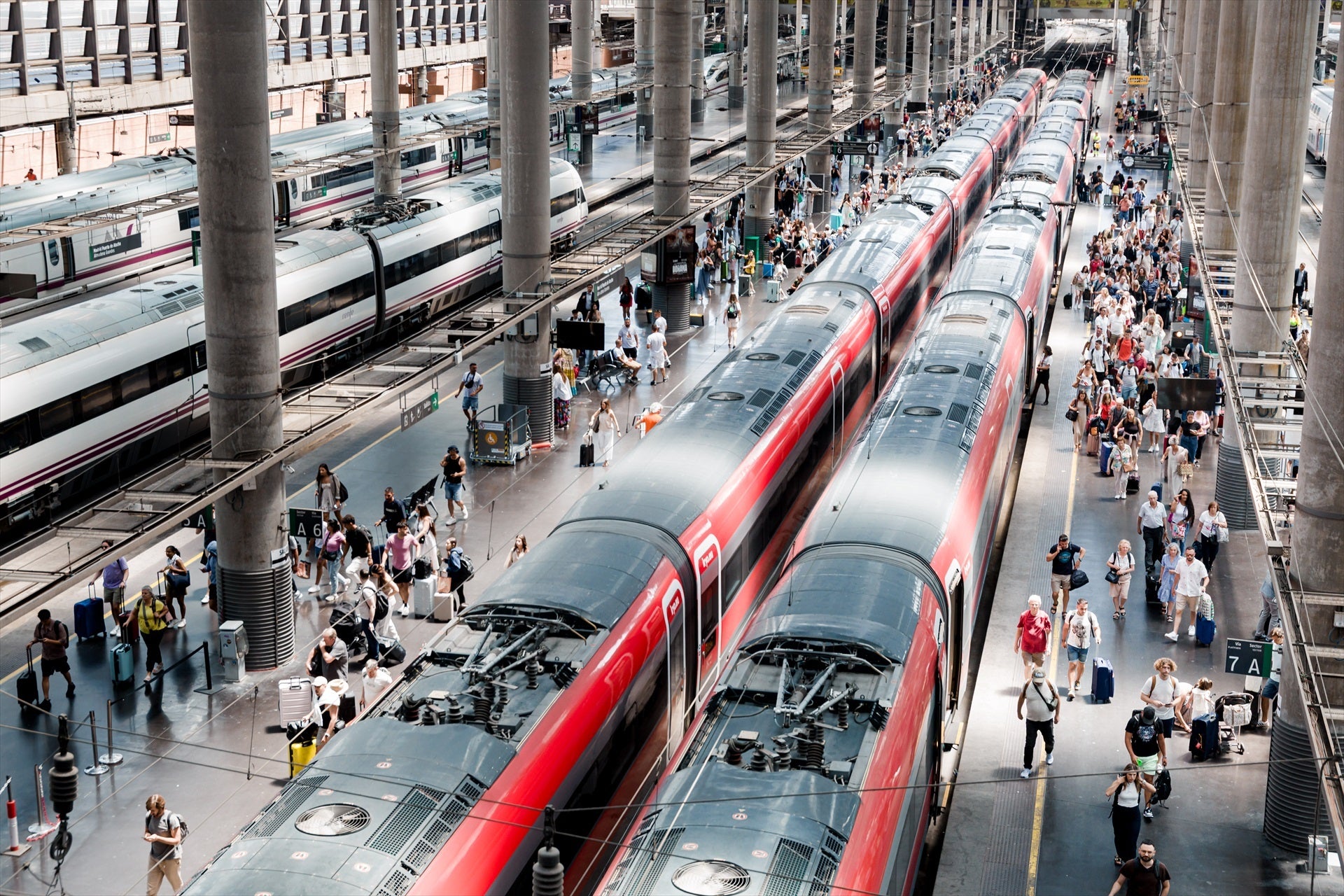 Abono único de transportes: qué es, cuánto cuesta, cuándo entra en vigor y a quién va dirigido Abono único de transportes: qué es, cuánto cuesta, cuándo entra en vigor y a quién va dirigido
