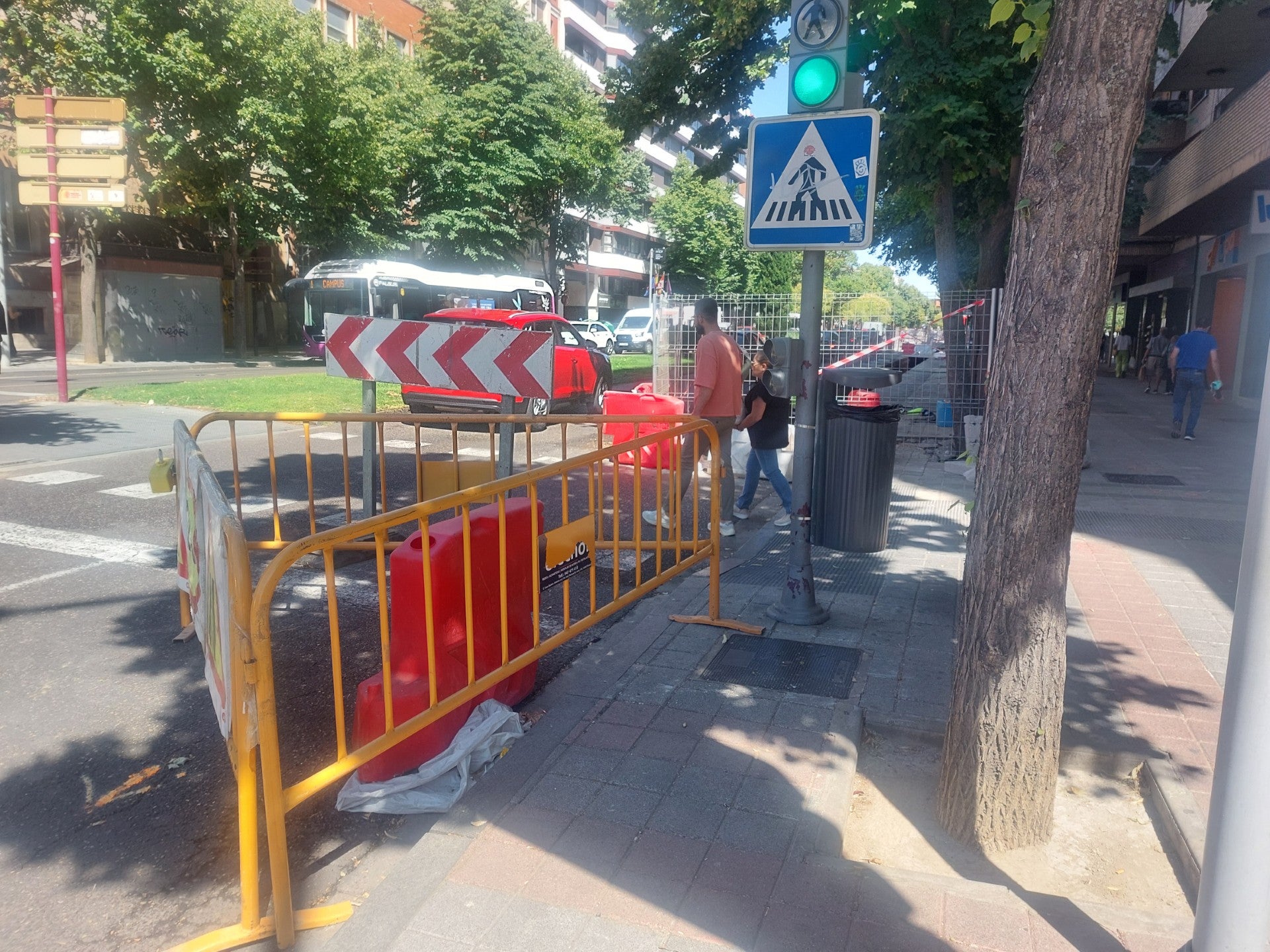 Las obras de la Red de Calor provocarán cortes en la Avenida Casado del Alisal del 4 al 22 de agosto Las obras de la Red de Calor provocarán cortes en la Avenida Casado del Alisal del 4 al 22 de agosto