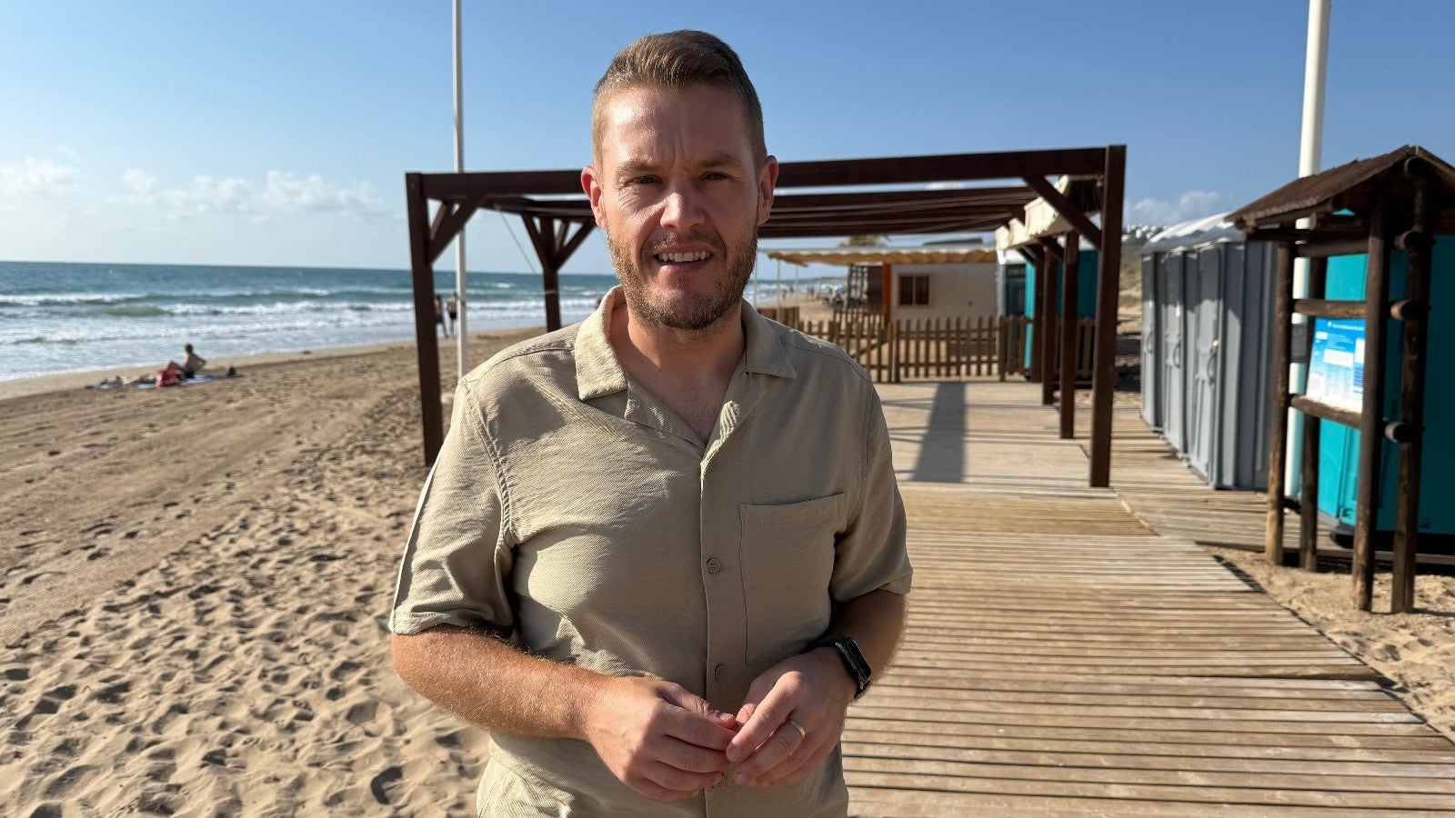 El PSOE de Elche acusa al equipo de gobierno de dejar a 35 familias fuera del punto de Respiro Familiar de Arenales El PSOE de Elche acusa al equipo de gobierno de dejar a 35 familias fuera del punto de Respiro Familiar de Arenales