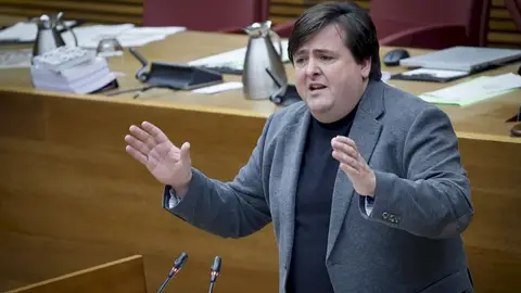 Compromís exige al Consell de Mazón y al Gobierno actuar urgentemente por el impacto de los aranceles de EE.UU. en la cerámica Compromís exige al Consell de Mazón y al Gobierno actuar urgentemente por el impacto de los aranceles de EE.UU. en la cerámica