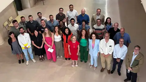 Junta de Extremadura y Ministerio de Ciencia ratifican su compromiso por el CIIAE en un encuentro con los investigadores del centro Junta de Extremadura y Ministerio de Ciencia ratifican su compromiso por el CIIAE en un encuentro con los investigadores del centro