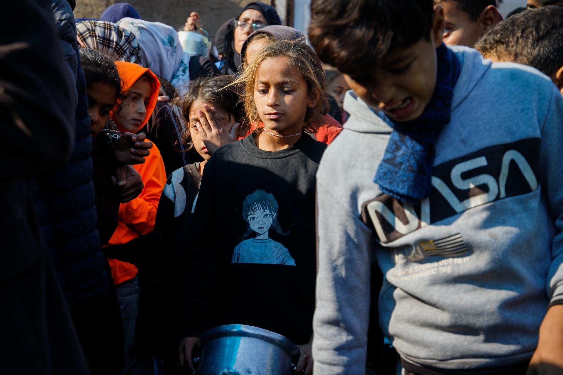 Llega a España el primer avión con niños de Gaza Llega a España el primer avión con niños de Gaza