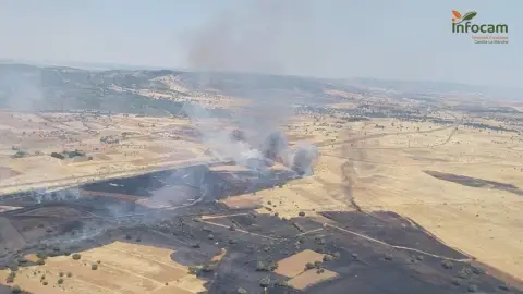 Un incendio en Brazatortas obliga a cortar la circulación del tren entre Puertollano y Venta la Inés - PLAN INFOCAM Un incendio en Brazatortas obliga a cortar la circulación del tren entre Puertollano y Venta la Inés - PLAN INFOCAM
