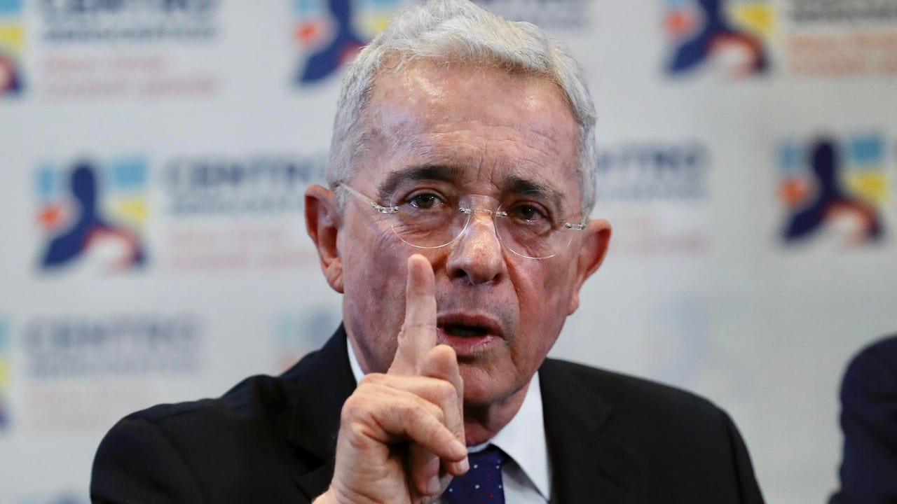 ONDA CERO 🔵 El expresidente colombiano Uribe, condenado a 12 años de prisión domiciliaria ONDA CERO 🔵 El expresidente colombiano Uribe, condenado a 12 años de prisión domiciliaria