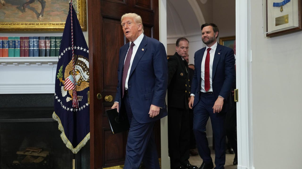 ONDA CERO 🔵 Trump despide a la encargada de elaborar las cifras de desempleo tras los malos datos ONDA CERO 🔵 Trump despide a la encargada de elaborar las cifras de desempleo tras los malos datos