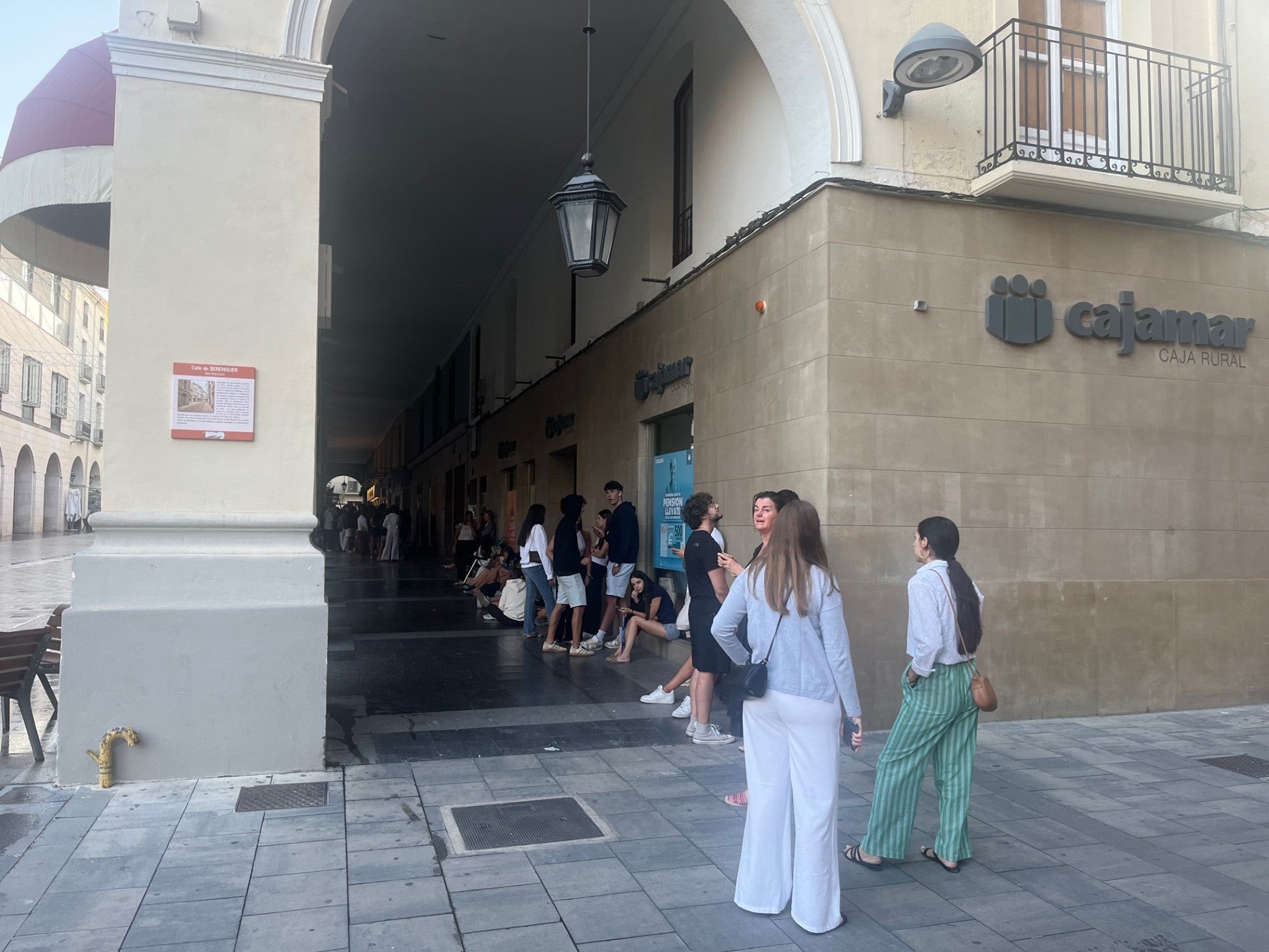 El Pórtico laurentino arranca con la presentación de mairalesas y la campaña peñista El Pórtico laurentino arranca con la presentación de mairalesas y la campaña peñista