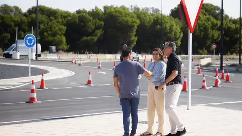 Los vehículos circulan ya por la nueva "turbo" rotonda de Arcosur Los vehículos circulan ya por la nueva "turbo" rotonda de Arcosur