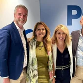 La melillense Sofía Acedo junto a otros miembros del PP - PP DE MELILLA La melillense Sofía Acedo junto a otros miembros del PP - PP DE MELILLA