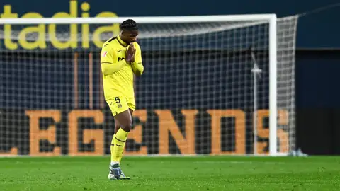 El defensa francés del Villarreal Willy Kambwala. EFE El defensa francés del Villarreal Willy Kambwala. EFE