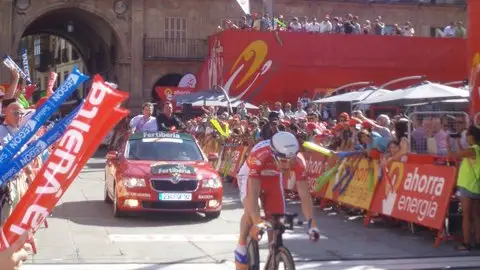 Bauke Mollema, de los Países Bajos y líder de la carrera, en la jornada de la edición de 2011 que concluyó en la Plaza Mayor de Salamanca Bauke Mollema, de los Países Bajos y líder de la carrera, en la jornada de la edición de 2011 que concluyó en la Plaza Mayor de Salamanca