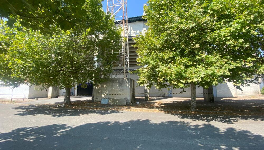 Zona acordonada en el exterior del Helmántico
