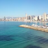 Benidorm y la Marina Baixa empiezan agosto con buenas expectativas en la llegada de turistas