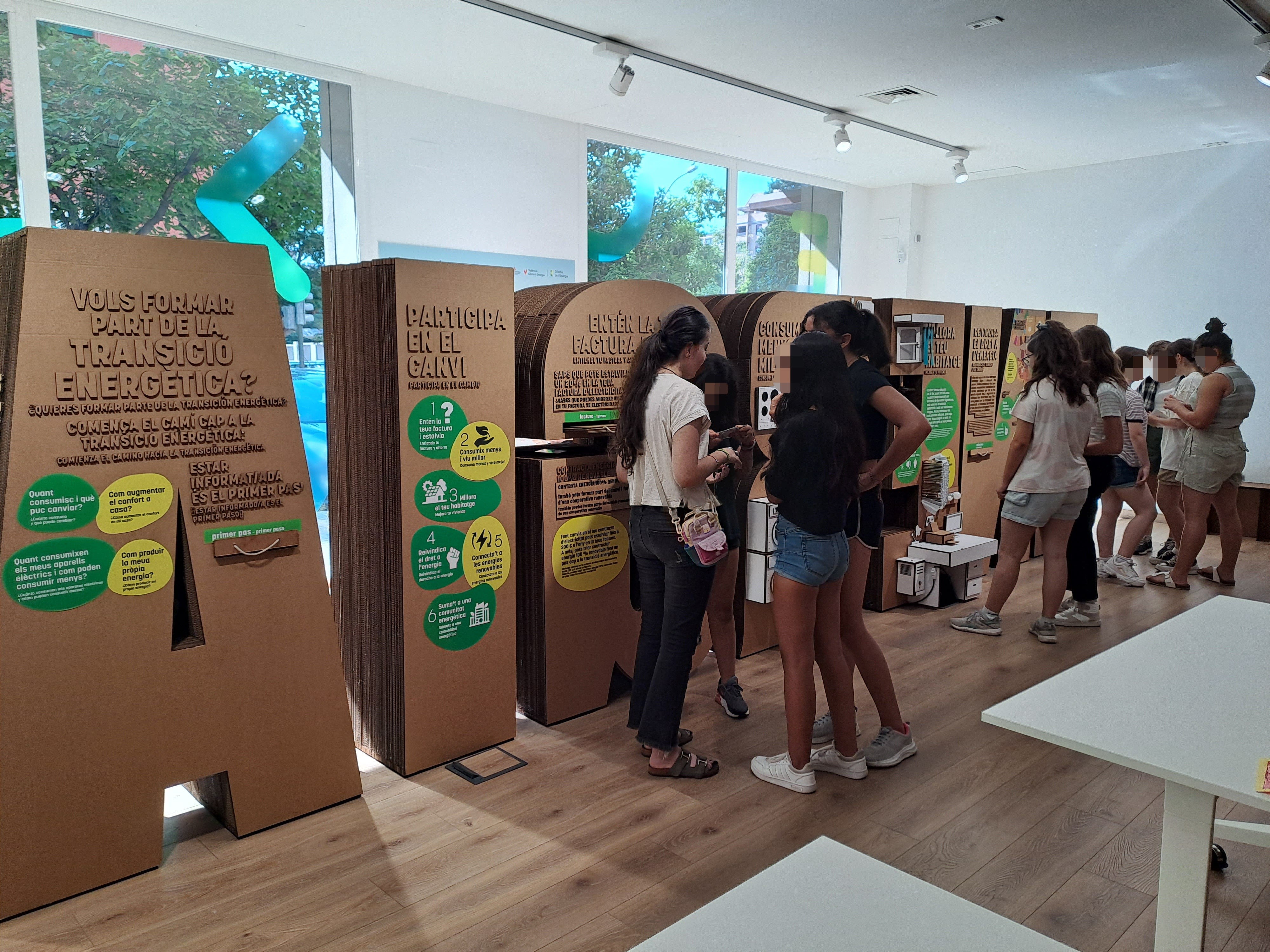 El Ayuntamiento de València mantendrá el programa “Mi centro en transición” el próximo curso El Ayuntamiento de València mantendrá el programa “Mi centro en transición” el próximo curso