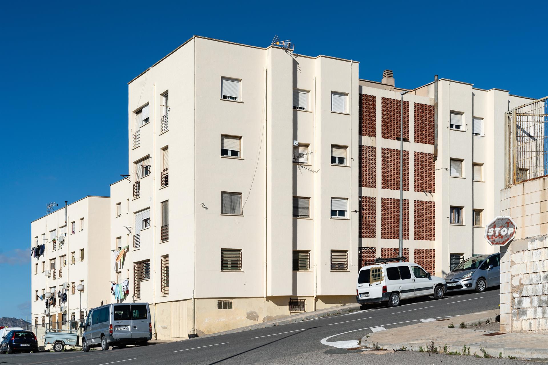 La compraventa de viviendas de la Comunitat Valenciana crece un 12,2% interanual, por debajo de la media nacional La compraventa de viviendas de la Comunitat Valenciana crece un 12,2% interanual, por debajo de la media nacional