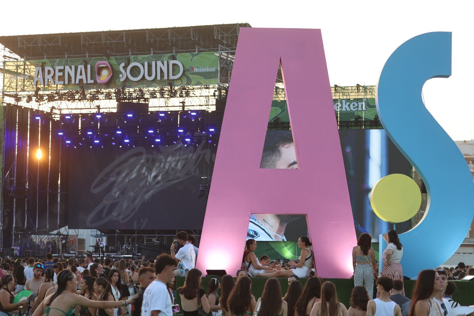 El Arenal Sound cierra con un descenso en intervenciones, menos accidentes y disminución de quejas vecinales El Arenal Sound cierra con un descenso en intervenciones, menos accidentes y disminución de quejas vecinales