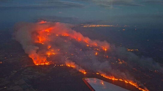 Incendio en Francia, im&aacute;genes tomadas desde vista a&eacute;rea 
