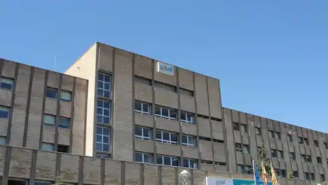 Siete hospitalizados y más de cuatrocientos afectados por el brote de salmonelosis en Barbastro Siete hospitalizados y más de cuatrocientos afectados por el brote de salmonelosis en Barbastro