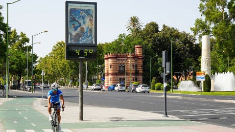 En el quinto d&iacute;a de ola de calor suben las temperaturas pero llegan las tormentas