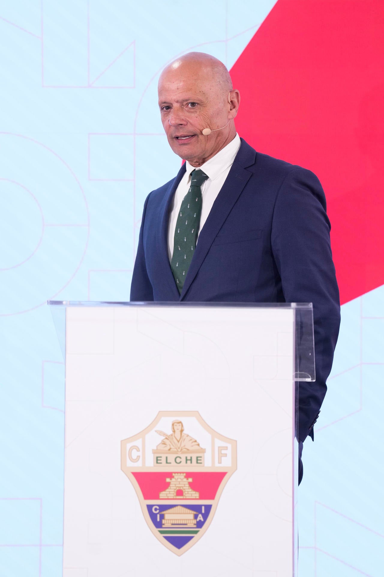 Joaquín Buitrago, presidente del Elche: "Vamos a tener una plantilla competitiva para pelear en Primera"