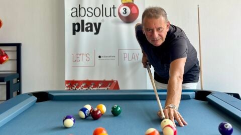 El fundador y CEO de Dec-Ho Group, Bertrand Descoubes, en la tienda 'Absolut Play'.