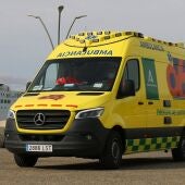 Archivo - Imagen de archivo ambulancia de Emergencias Sanitarias 061 de Andalucía. - 112 - Archivo