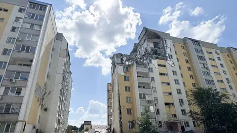 Un edificio en Saratov atacado por un dron Un edificio en Saratov atacado por un dron