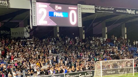 Aficionados locales celebran la victoria