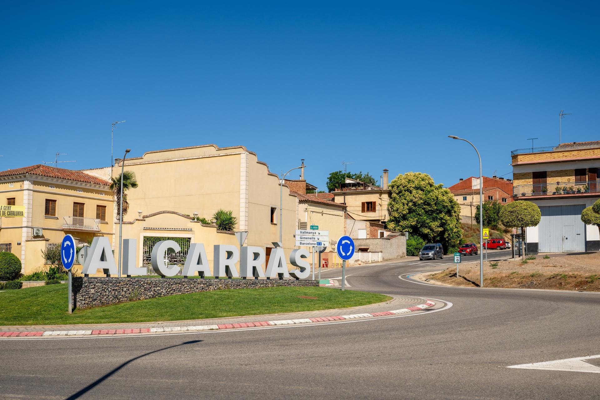 Muere un temporero en Alcarràs (Lleida) mientras trabajaba en una finca en plena ola de calor Muere un temporero en Alcarràs (Lleida) mientras trabajaba en una finca en plena ola de calor