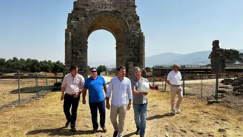 La Junta impulsa la conservación y puesta en valor de la ciudad romana de Cáparra con una inversión de 2 millones de euros La Junta impulsa la conservación y puesta en valor de la ciudad romana de Cáparra con una inversión de 2 millones de euros
