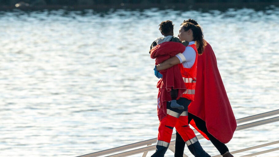 Llegan a Gij&oacute;n los primeros 10 menores migrantes no acompa&ntilde;ados