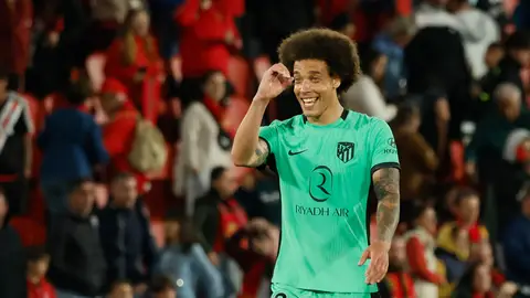 Witsel firma una temporada con el Girona Witsel firma una temporada con el Girona
