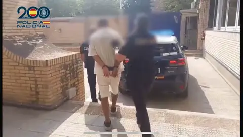 El detenido se encuentra en situación irregular y cuenta con antecedentes por hechos similares El detenido se encuentra en situación irregular y cuenta con antecedentes por hechos similares