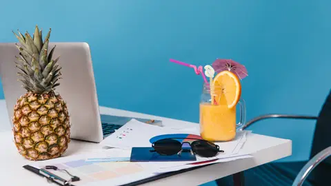 La crisis vacacional, uno de los problemas que afectan a España La crisis vacacional, uno de los problemas que afectan a España