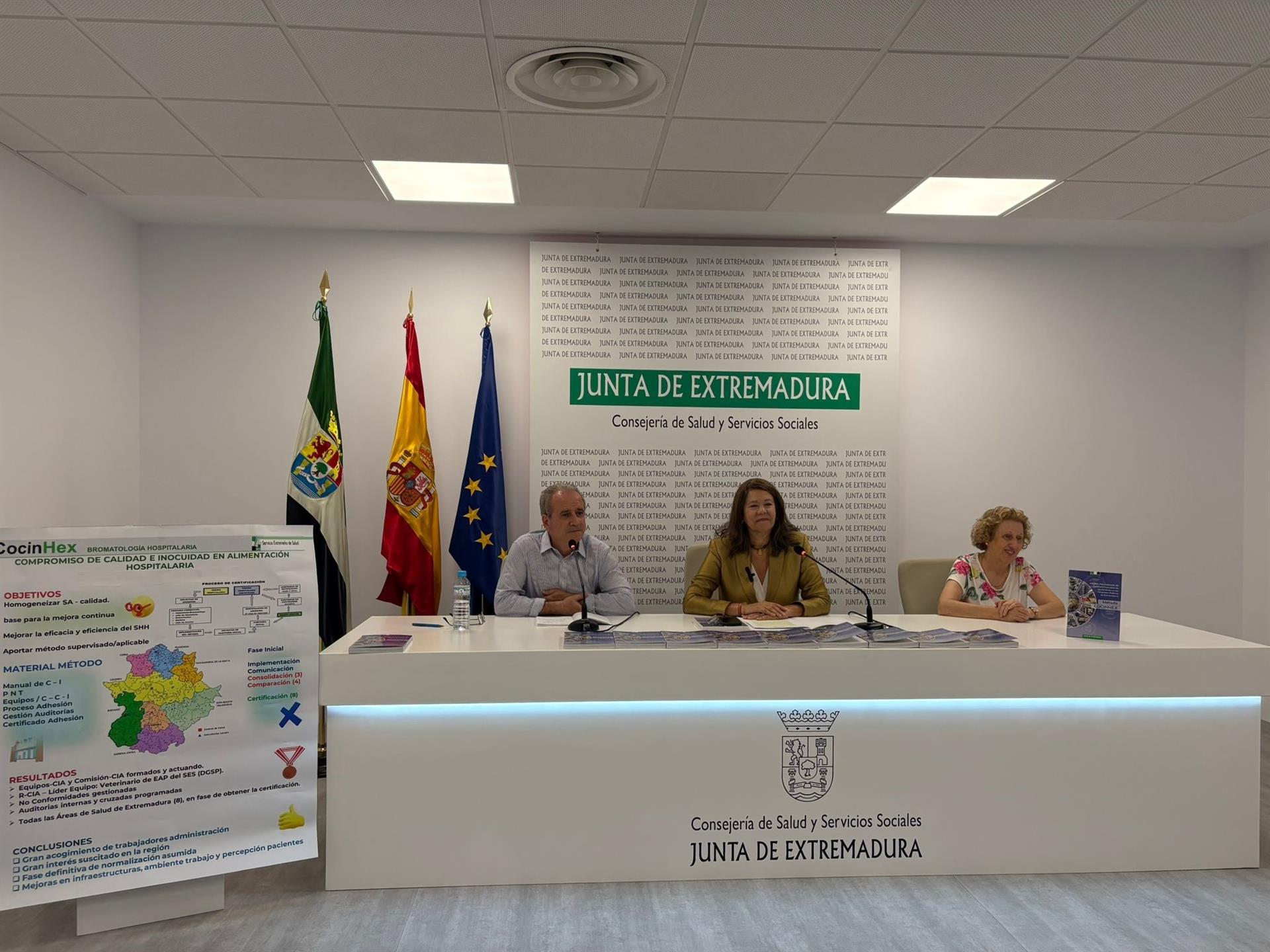 El SES presenta 'Cocinhex', un modelo normalizado de calidad e inocuidad en los hospitales públicos de Extremadura El SES presenta 'Cocinhex', un modelo normalizado de calidad e inocuidad en los hospitales públicos de Extremadura