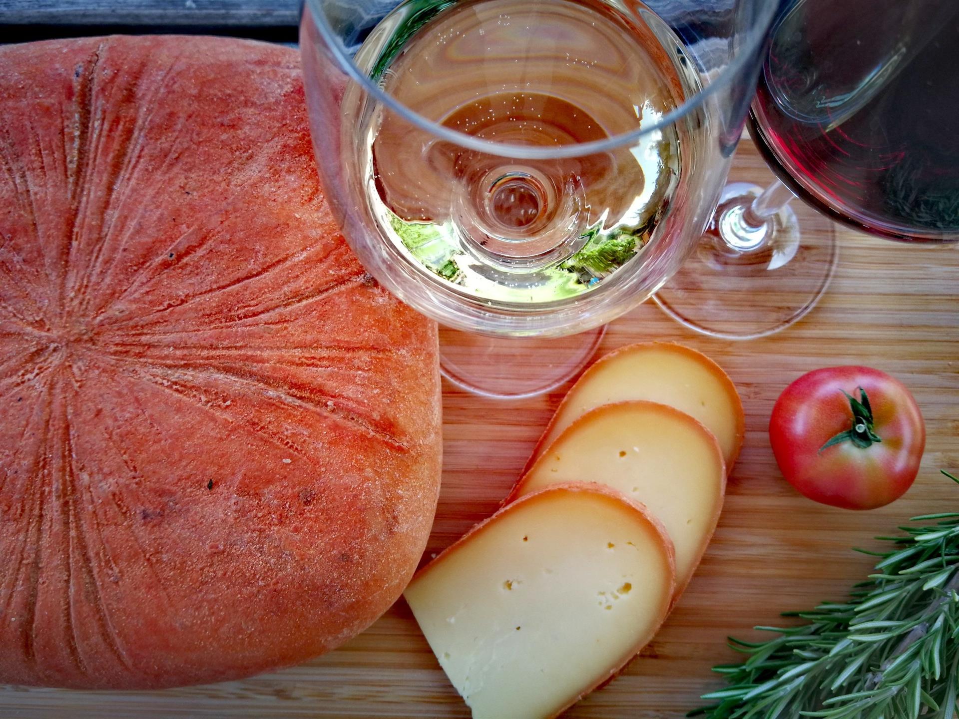 Baleares lidera los incrementos de facturación del sector servicios Baleares lidera los incrementos de facturación del sector servicios