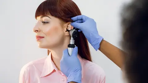 Miringoplastia, la técnica que permite a pacientes con perforación timpánica volver a disfrutar del agua verano sin riesgos Miringoplastia, la técnica que permite a pacientes con perforación timpánica volver a disfrutar del agua verano sin riesgos