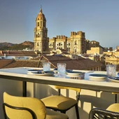 Vincci Hoteles celebra la Feria de Málaga con experiencias para huéspedes y visitantes que fusionan sabor local, música y tradición Vincci Hoteles celebra la Feria de Málaga con experiencias para huéspedes y visitantes que fusionan sabor local, música y tradición