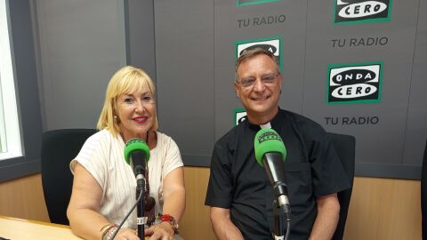 Inés Serna Orts con Monseñor Pablo Castiglia Inés Serna Orts con Monseñor Pablo Castiglia