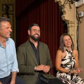 Rueda de prensa celebrada en el Gran Teatro Falla con Manu Sánchez