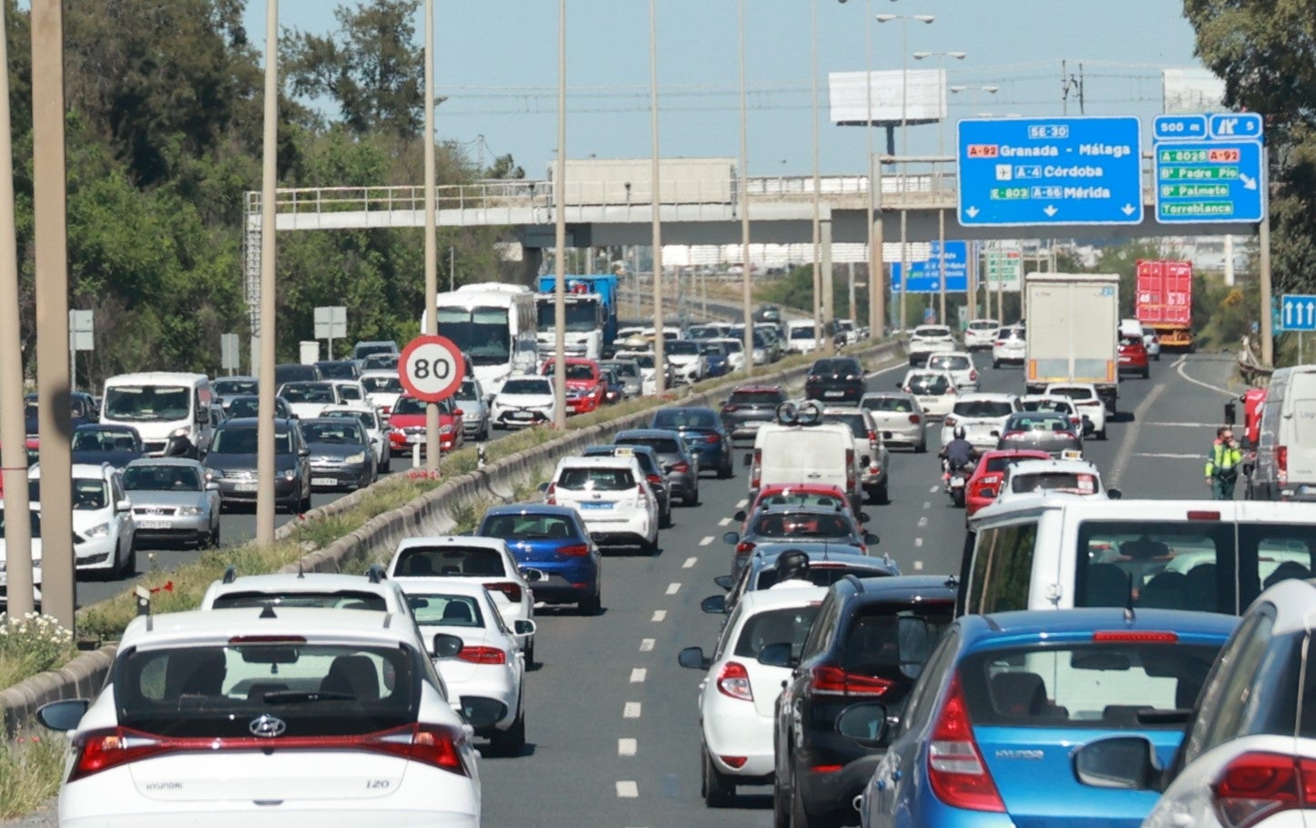 Comienza la segunda gran operación salida del verano con más de siete millones de desplazamientos Comienza la segunda gran operación salida del verano con más de siete millones de desplazamientos